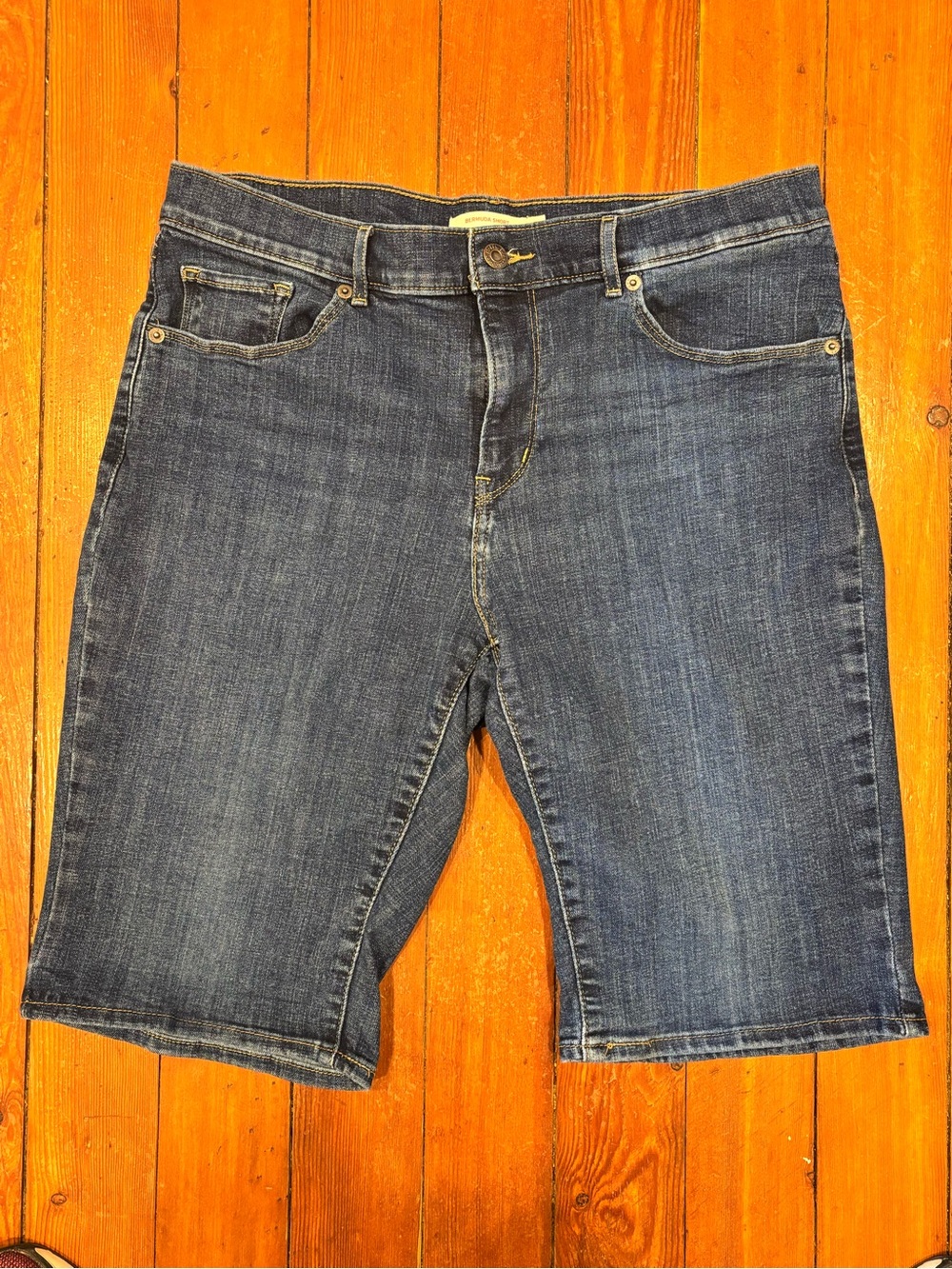 Levi’s Women's Dark Blue Denim Bermuda Shorts 31